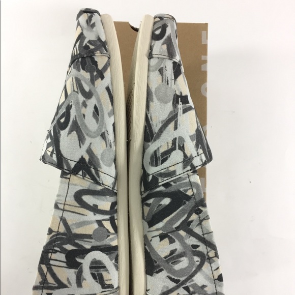 Toms 9 Mens James Goldcrown Black White Shoes - Picture 3 of 6